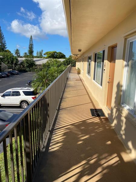 Image 13 of 18 For 2303 Federal Highway  19