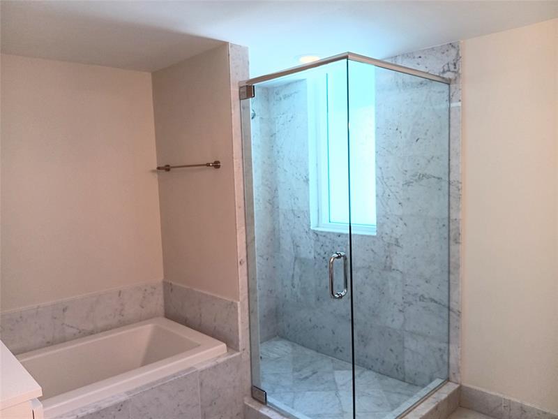 Image 23 of 37 For 253 2nd St  1103