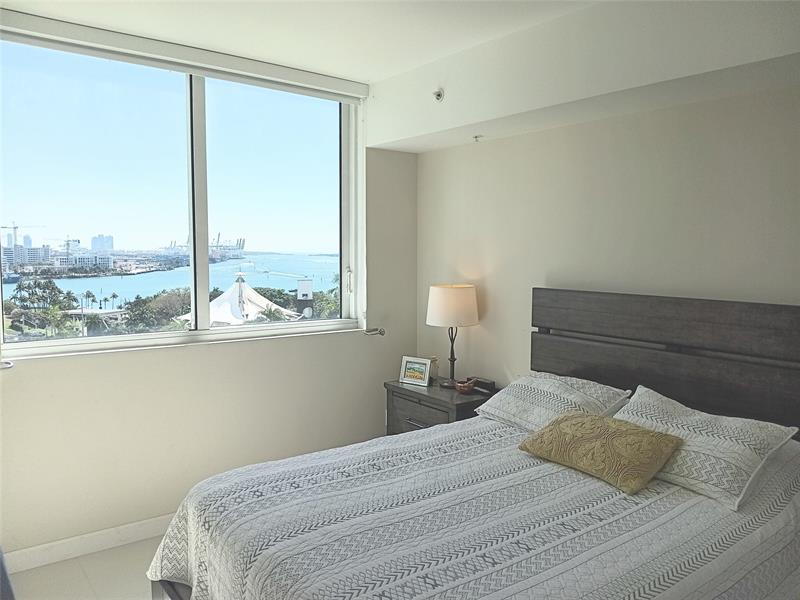 Image 28 of 37 For 253 2nd St  1103