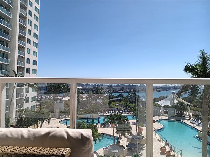 Image 9 of 37 For 253 2nd St  1103