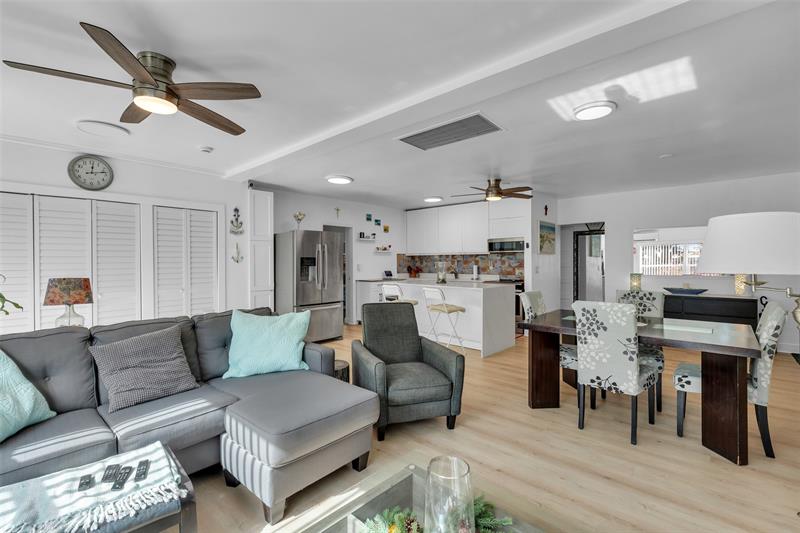 Image 13 of 48 For 3194 Taft St