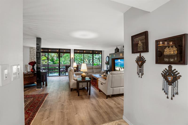 Image 12 of 43 For 101 96th Ter 204