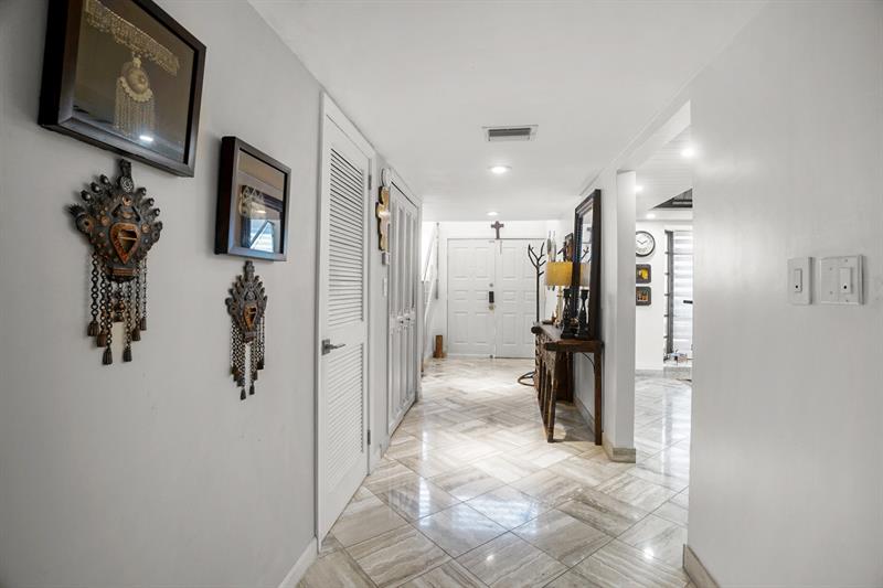 Image 18 of 43 For 101 96th Ter 204