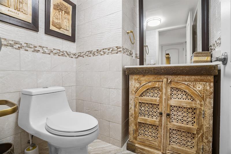 Image 26 of 43 For 101 96th Ter 204