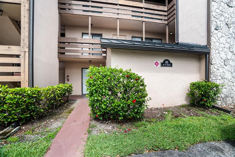 Image 39 of 43 For 101 96th Ter 204