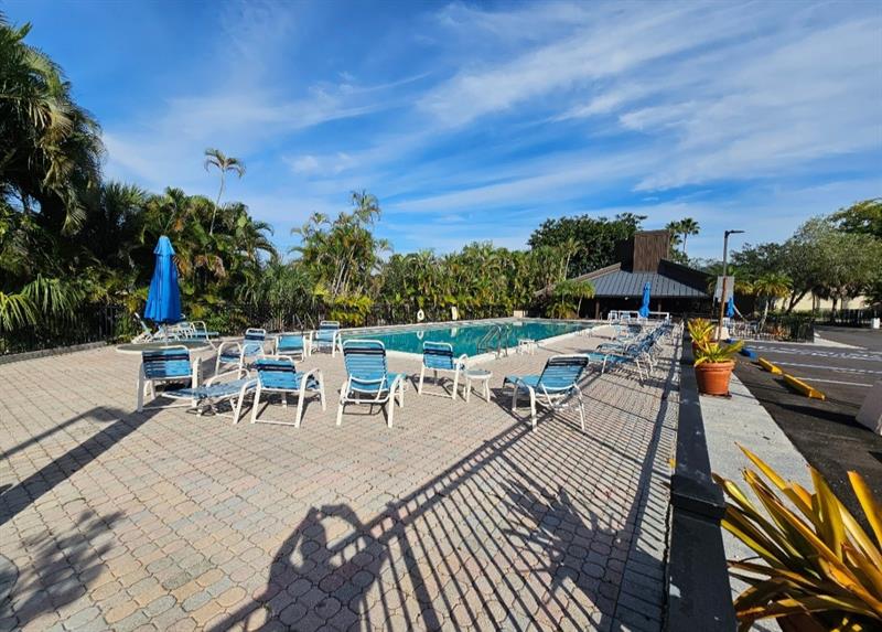 Image 41 of 43 For 101 96th Ter 204