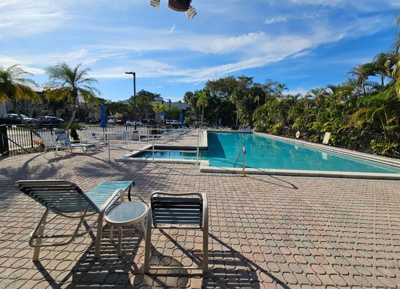 Image 42 of 43 For 101 96th Ter 204