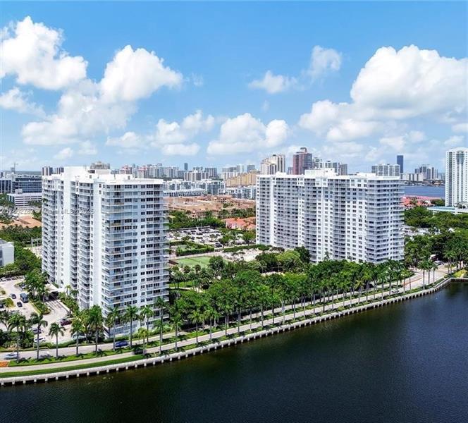 Listing Details for 2851 183rd St 1903e, Aventura, FL 33160