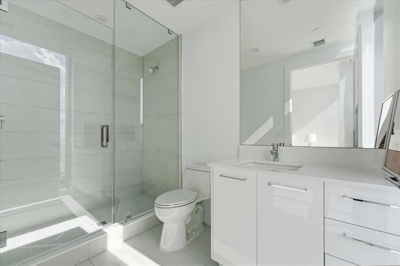 Image 21 of 36 For 151 Seabreeze Blvd 1601 E