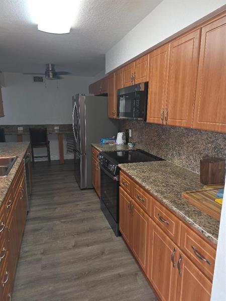 Image 7 of 57 For 1501 57th Ave