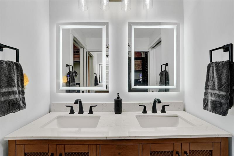 Image 35 of 57 For 7755 Yardley Dr 209