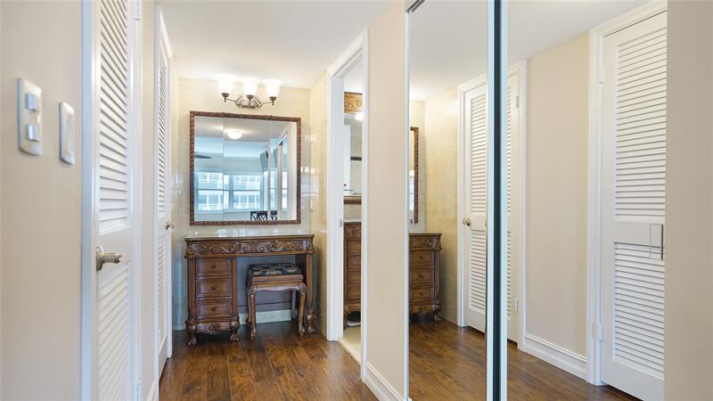 Image 40 of 70 For 3410 Galt Ocean  802 N