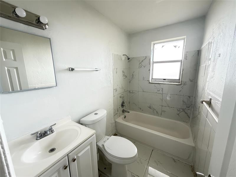 Image 4 of 9 For 2872 15th Ct  1