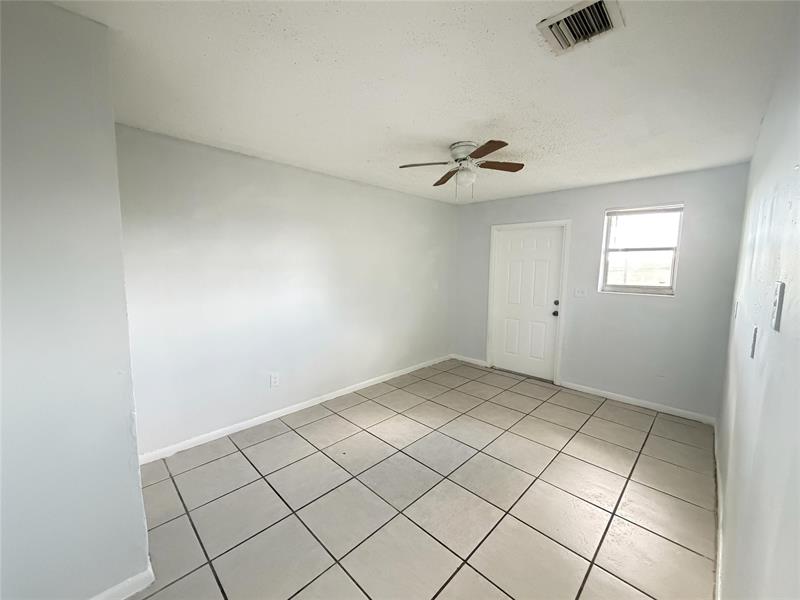 Image 5 of 9 For 2872 15th Ct  1