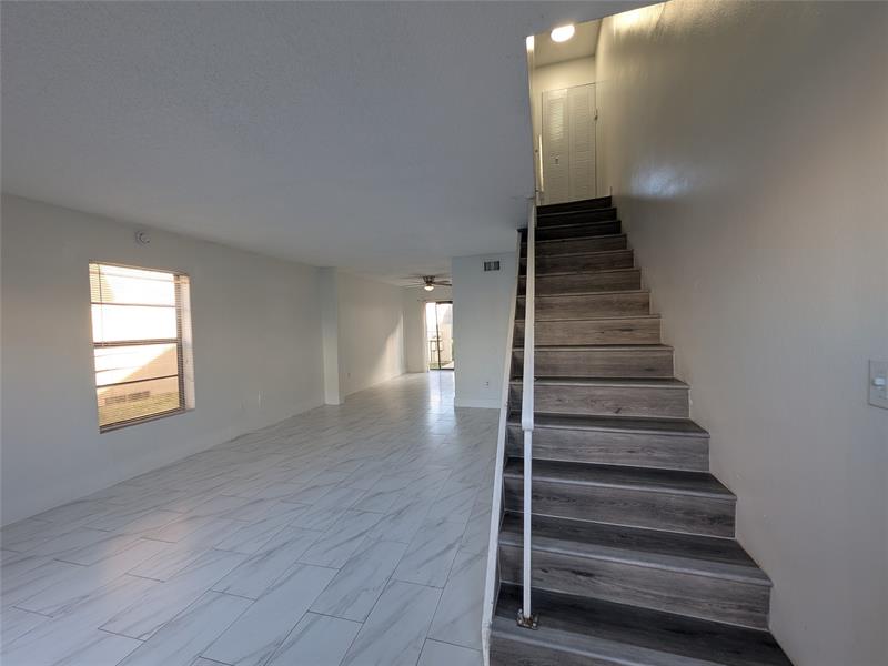 Details for 2456 52nd Ave 2456, Fort Lauderdale, FL 33313