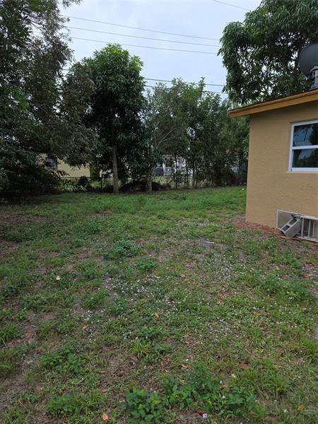 Image 5 of 6 For 3991 47th St