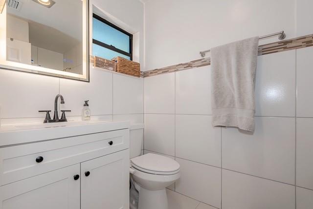 Image 22 of 28 For 7509 40th Pl