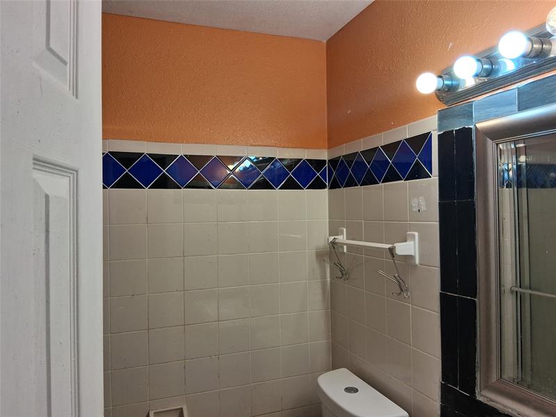 Image 32 of 36 For 1349 Seaview