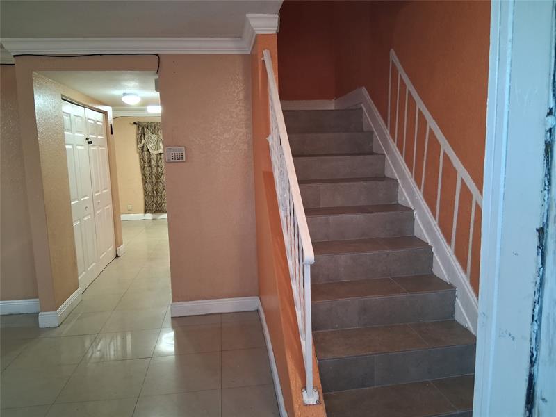 Image 5 of 36 For 1349 Seaview