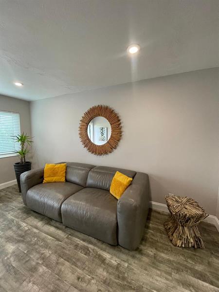 Details for 402 12th St  , Fort Lauderdale, FL 33315