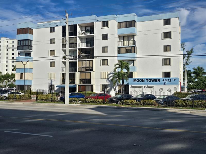 Details for 5033 7th St  508, Miami, FL 33126