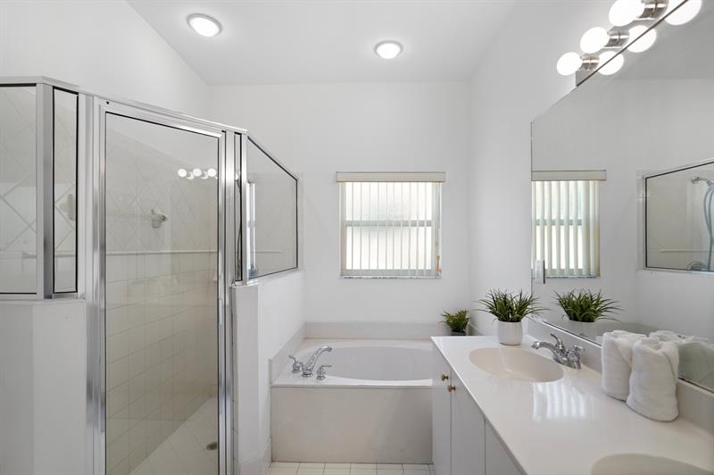 Image 15 of 25 For 13758 31st St