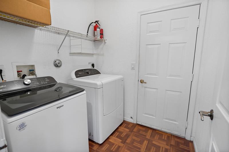 Image 21 of 25 For 13758 31st St