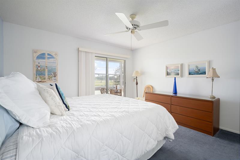 Image 11 of 45 For 40 Vista Gardens Trl  201