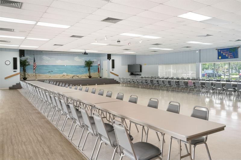 Image 34 of 45 For 40 Vista Gardens Trl  201