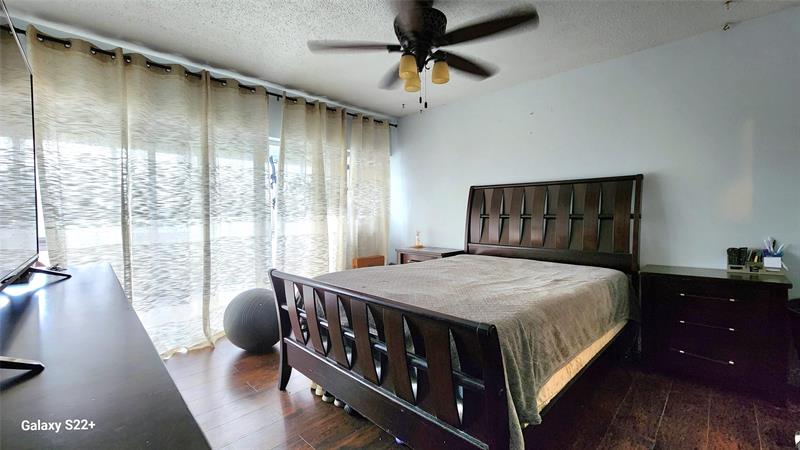 Image 10 of 20 For 1319 Hillsboro Blvd  208