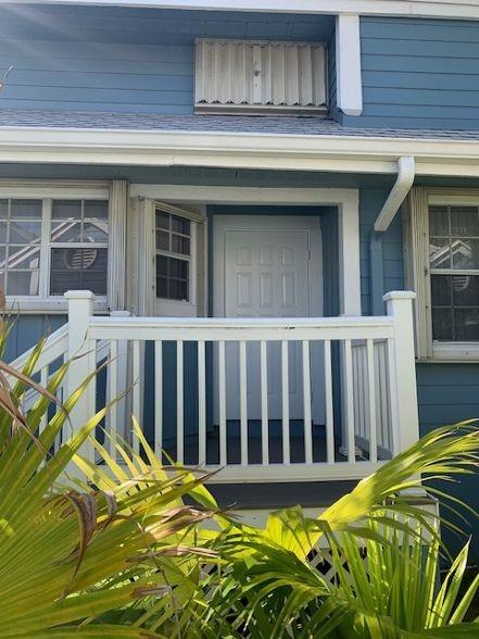 Image 3 of 20 For 722 Ocean Dunes Cir