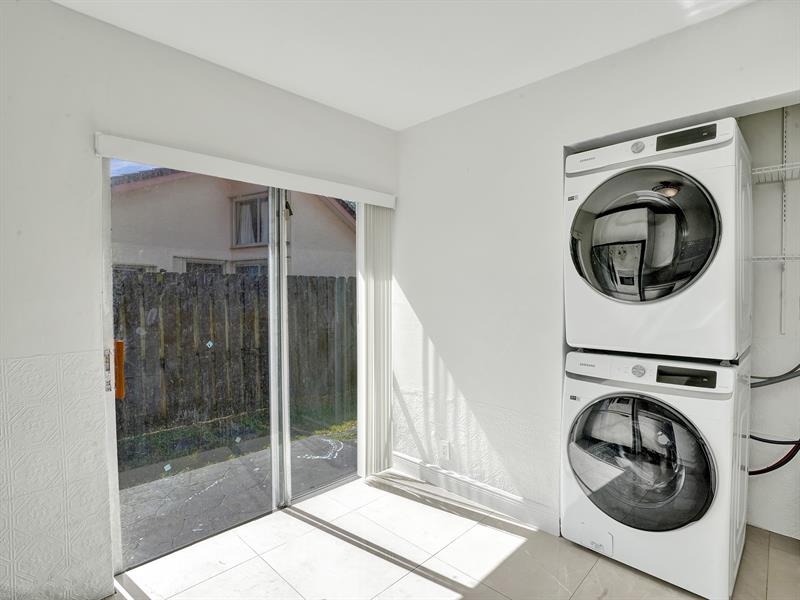 Image 25 of 43 For 1257 91st Ave