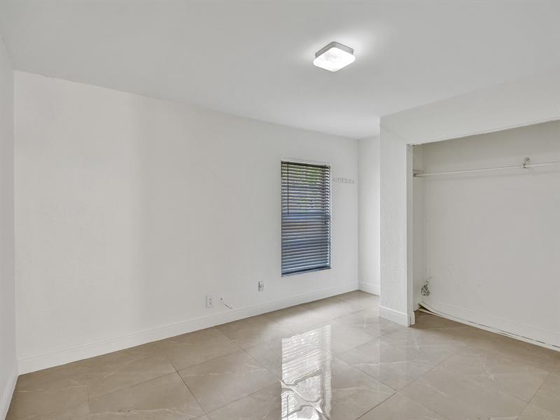 Image 27 of 43 For 1257 91st Ave