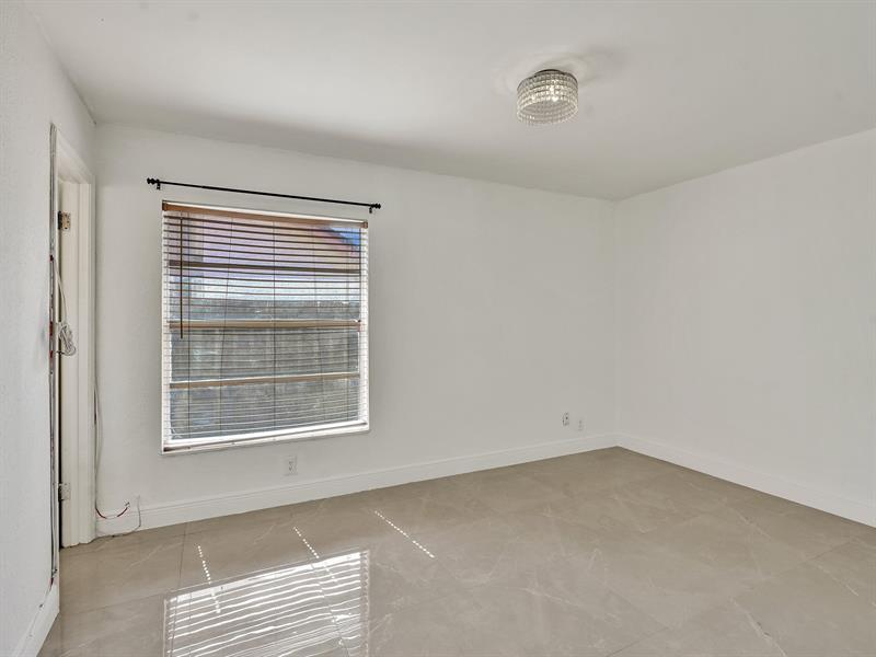 Image 28 of 43 For 1257 91st Ave