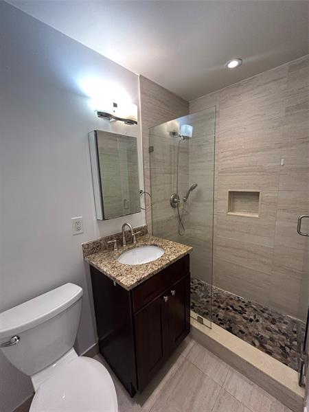 Image 8 of 13 For 408 7th Ave 15