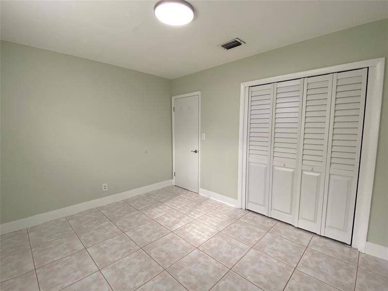 Image 16 of 20 For 1610 62nd St