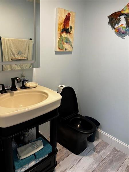 Image 9 of 24 For 2301 Ocean Dr  606