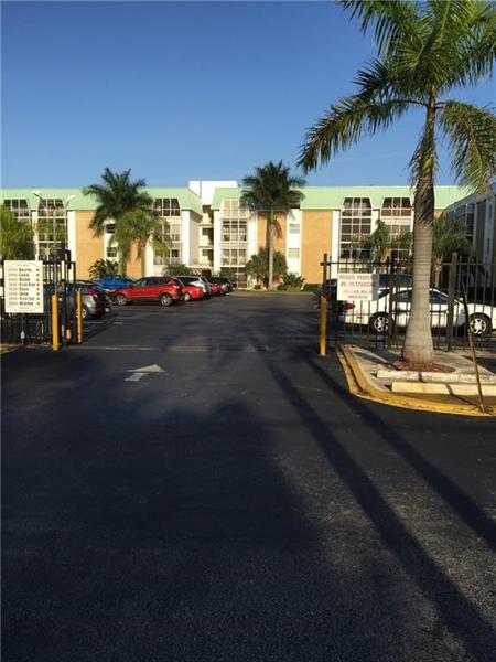 Image 12 of 24 For 3040 16th Ave  303 A