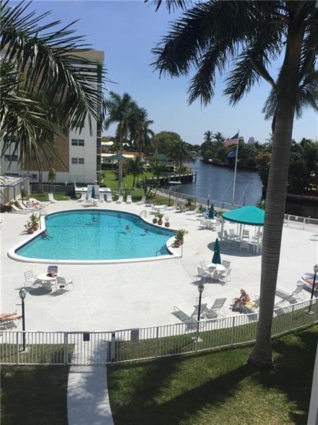 Image 13 of 24 For 3040 16th Ave  303 A