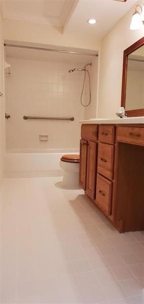 Image 8 of 24 For 3040 16th Ave  303 A