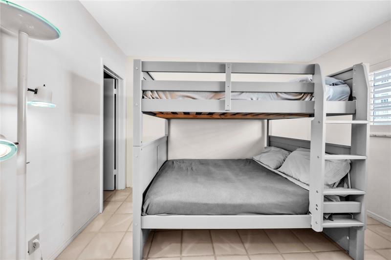 Image 10 of 16 For 2400 Ocean Dr  312(availa