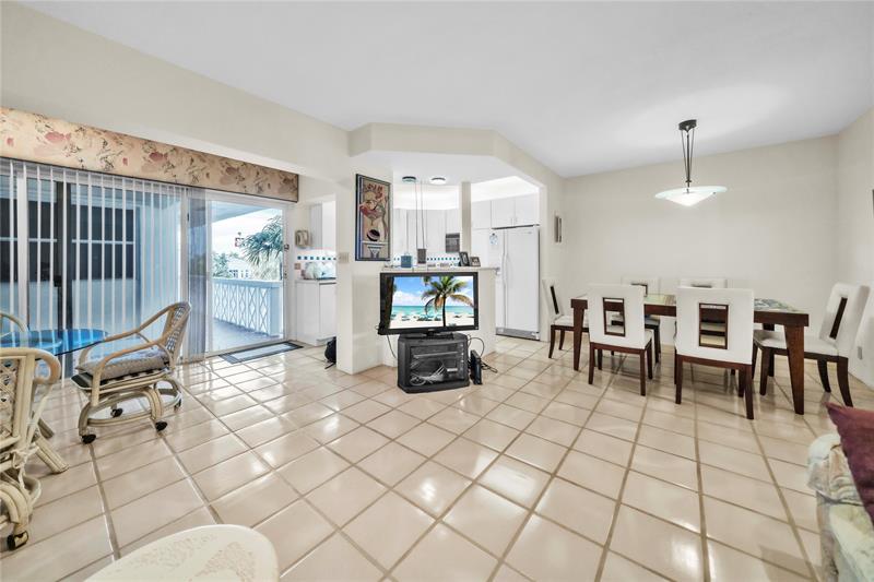 Image 2 of 16 For 2400 Ocean Dr  312(availa