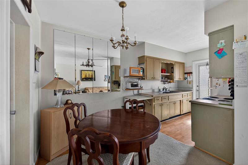 Image 17 of 40 For 11 4th Ave  18