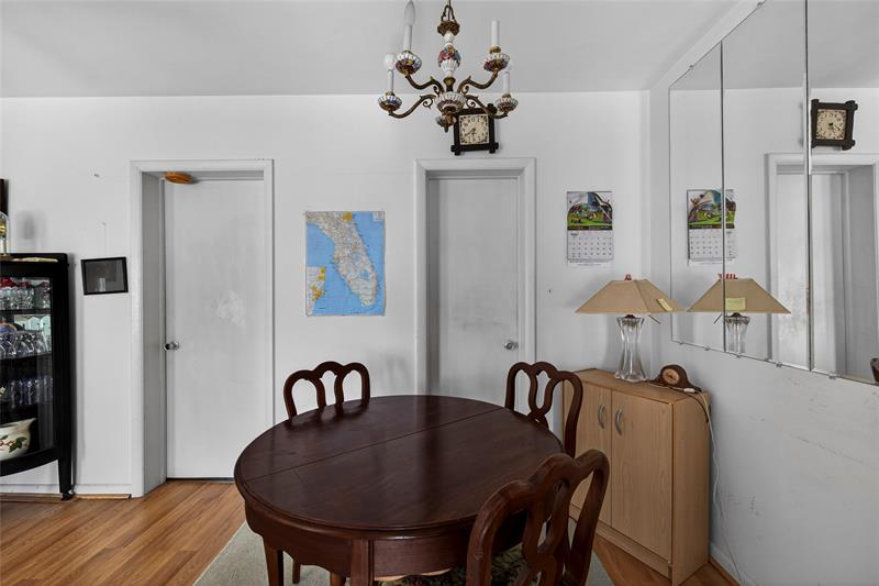 Image 23 of 40 For 11 4th Ave  18