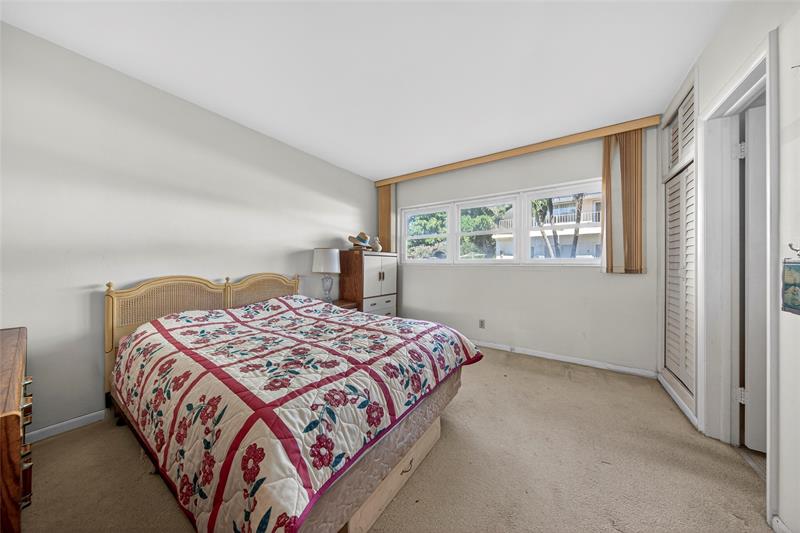 Image 30 of 40 For 11 4th Ave  18