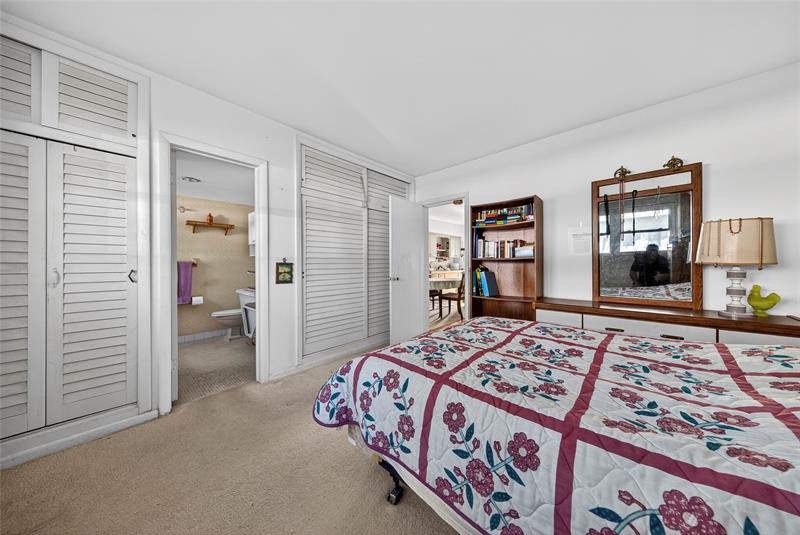 Image 32 of 40 For 11 4th Ave  18