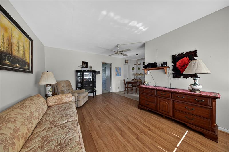 Image 9 of 40 For 11 4th Ave  18