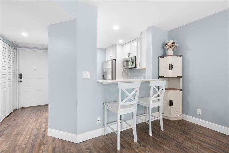 Image 10 of 30 For 8800 Royal Palm Blvd  204-1