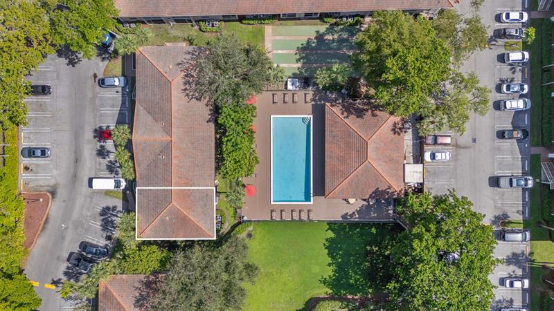 Image 18 of 30 For 8800 Royal Palm Blvd  204-1