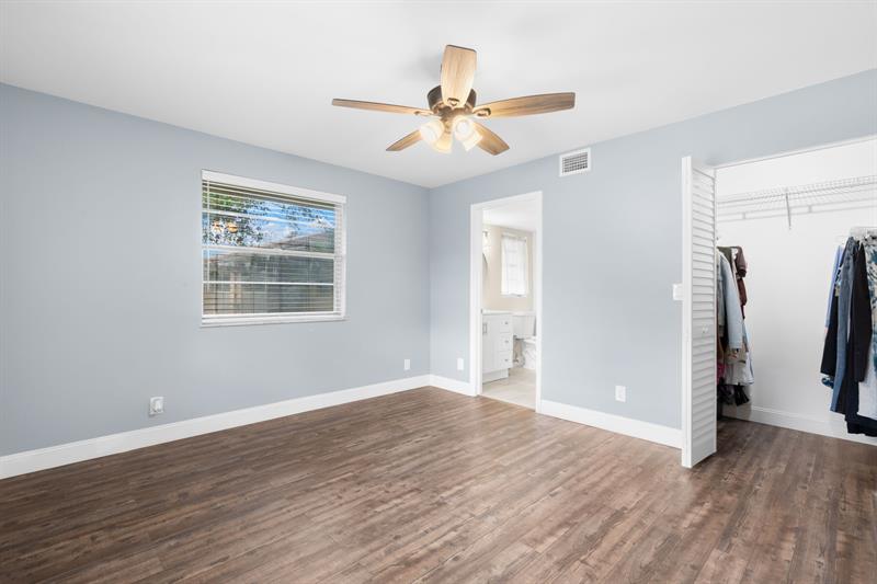 Image 20 of 30 For 8800 Royal Palm Blvd  204-1